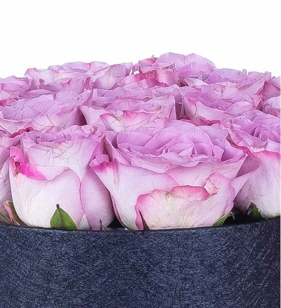 Boulogne Siyah Kutuda 19 Lilarenk Güller Aranjmanı - 3