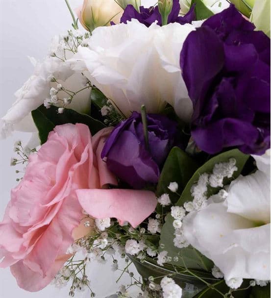 Cam Fanusta Gökkuşağı Lisyantus Aranjmanı - 3