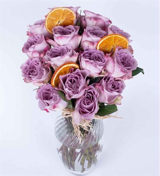 Carignan Serisi 15 Lilarenk Gül Tutkusu Aranjmanı - 3