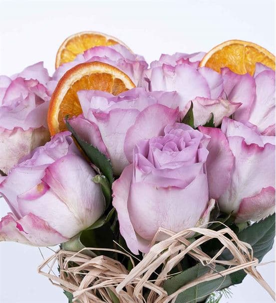 Carignan Serisi 15 Lilarenk Gül Tutkusu Aranjmanı - 4