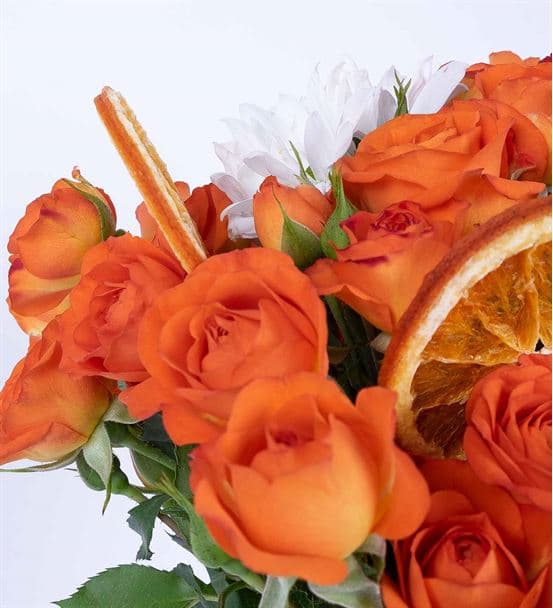 Carignan Serisi Turuncu Sevgi Papatya Aranjmanı - 3