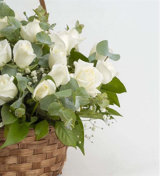 Çiçek Sepeti 41 Beyaz Gül Aranjmanı - 4