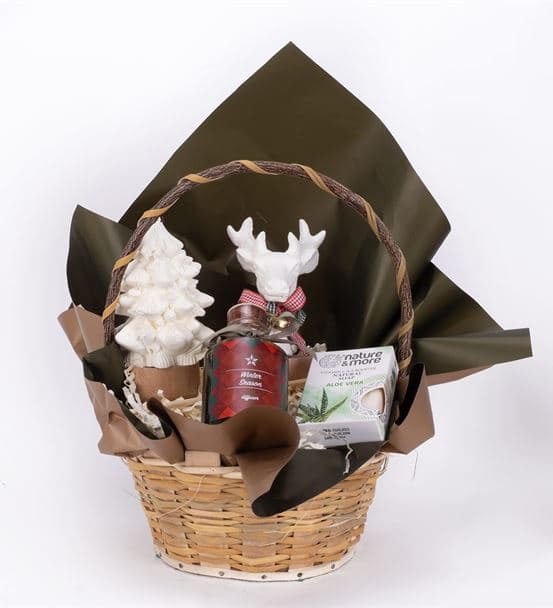 Geyik ve Çam Ağacı Temalı Hediye Sepeti