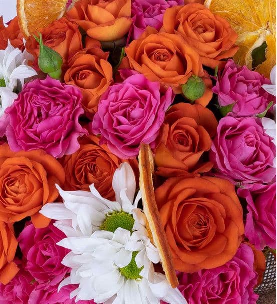 Greta Serisi Winged Tasarım Renkli Gül Buketi - 3