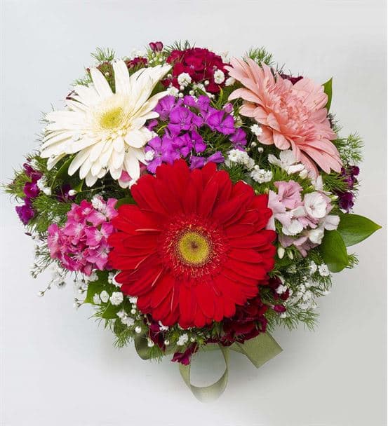 Love Beads Fanusta Çiçek Aranjmanı - hover