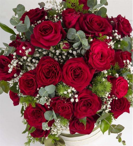 Love River Kutuda 30 Kırmızı Güller - hover