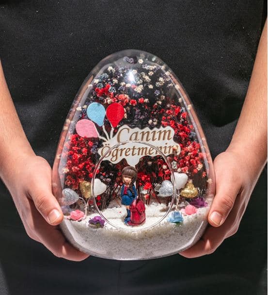 Teraryum Canım Öğretmenim-Kumral Lacivert Elbiseli - hover